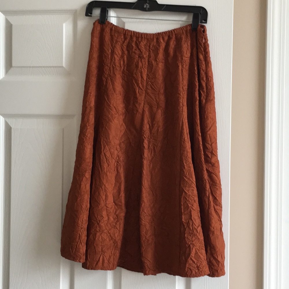 J Jill crinkle skirt with elastic waist, side zip